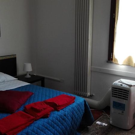 ホテルLa Casa Di Filippo ピサ エクステリア 写真